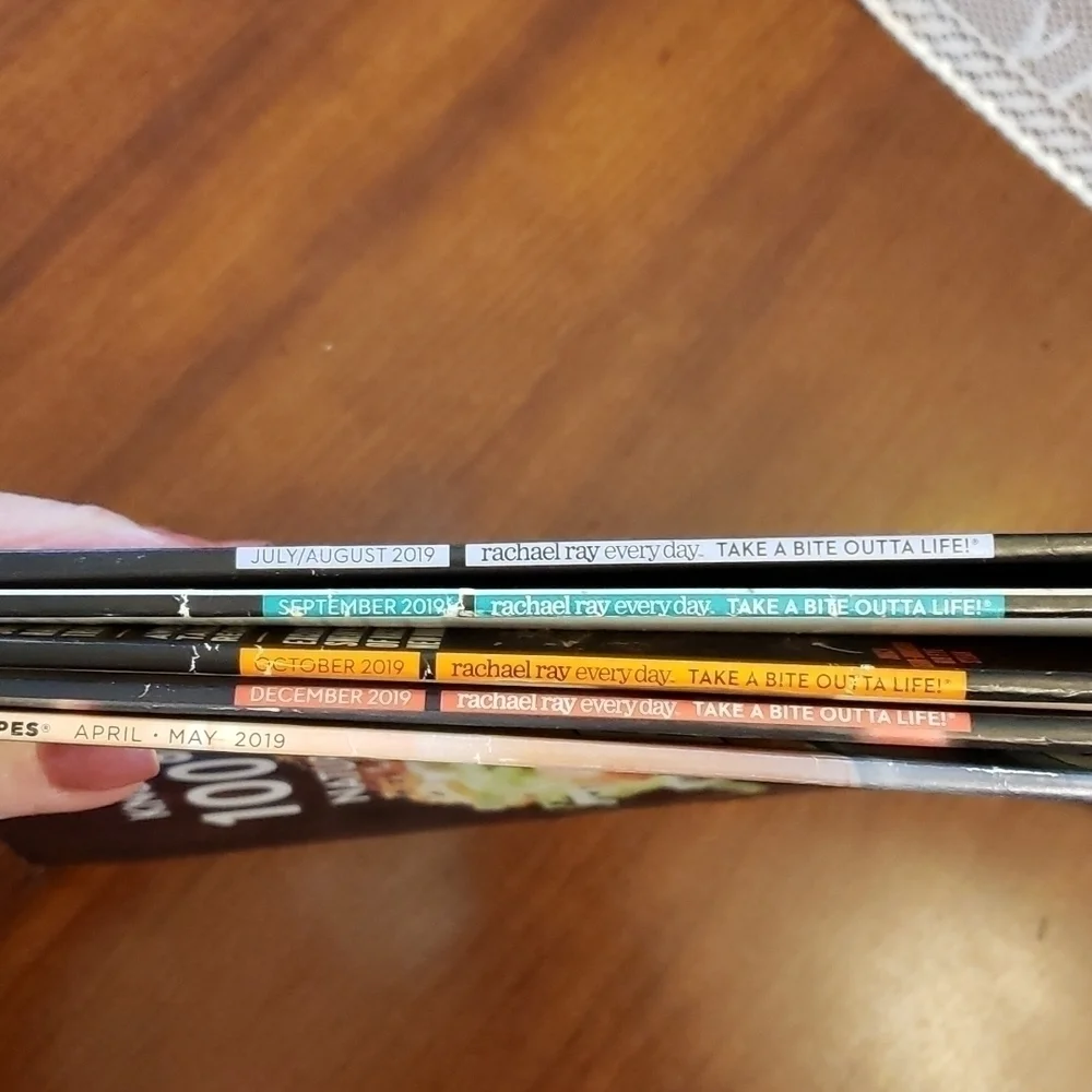 Rachel Ray Everyday Magazine 4 Back Issues plus 1 All Recipes July-Dec 2019